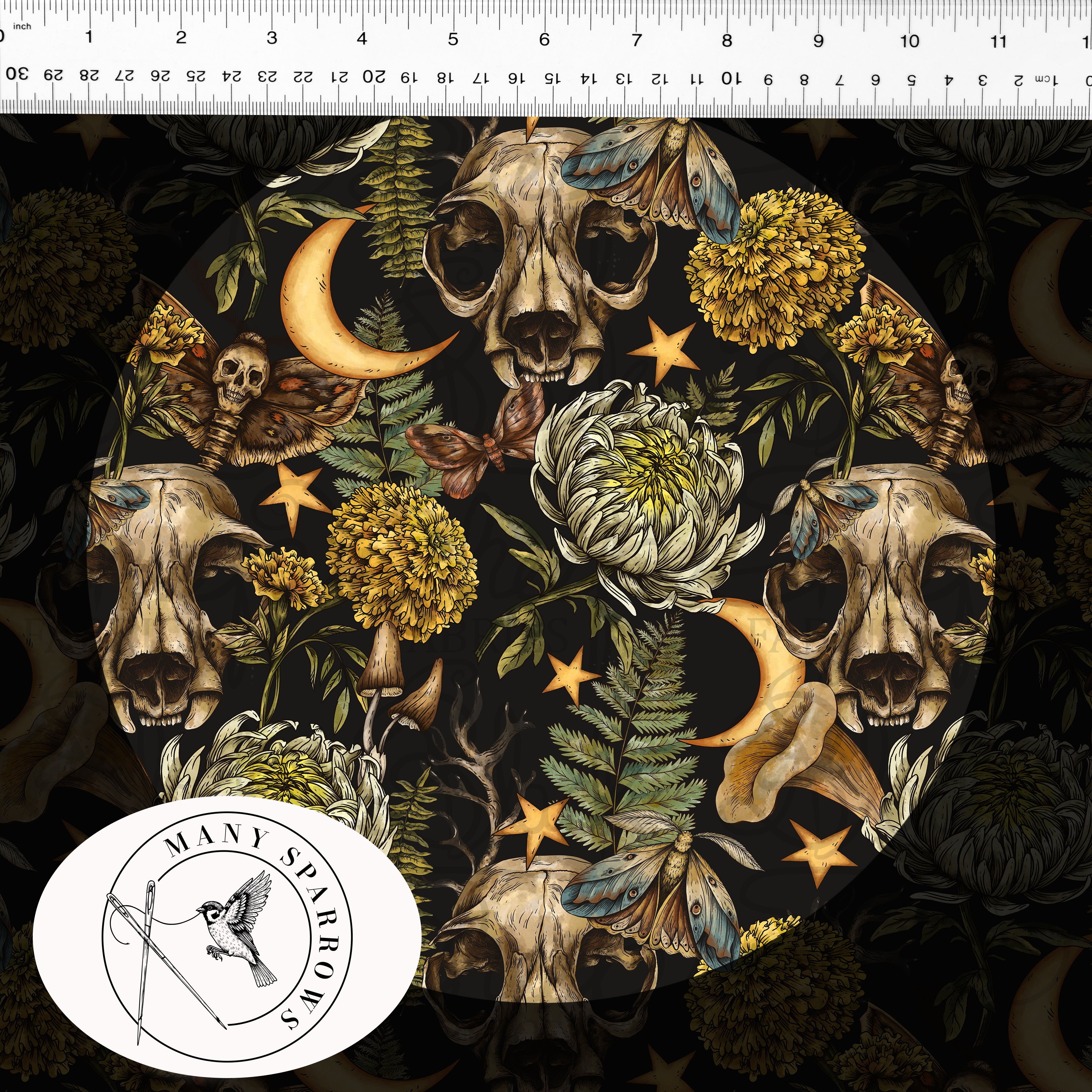 Summer Skulls Large